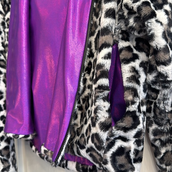 Leopard Faux Fur / Purple Holographic Jacket - Small - Picture 6 of 6